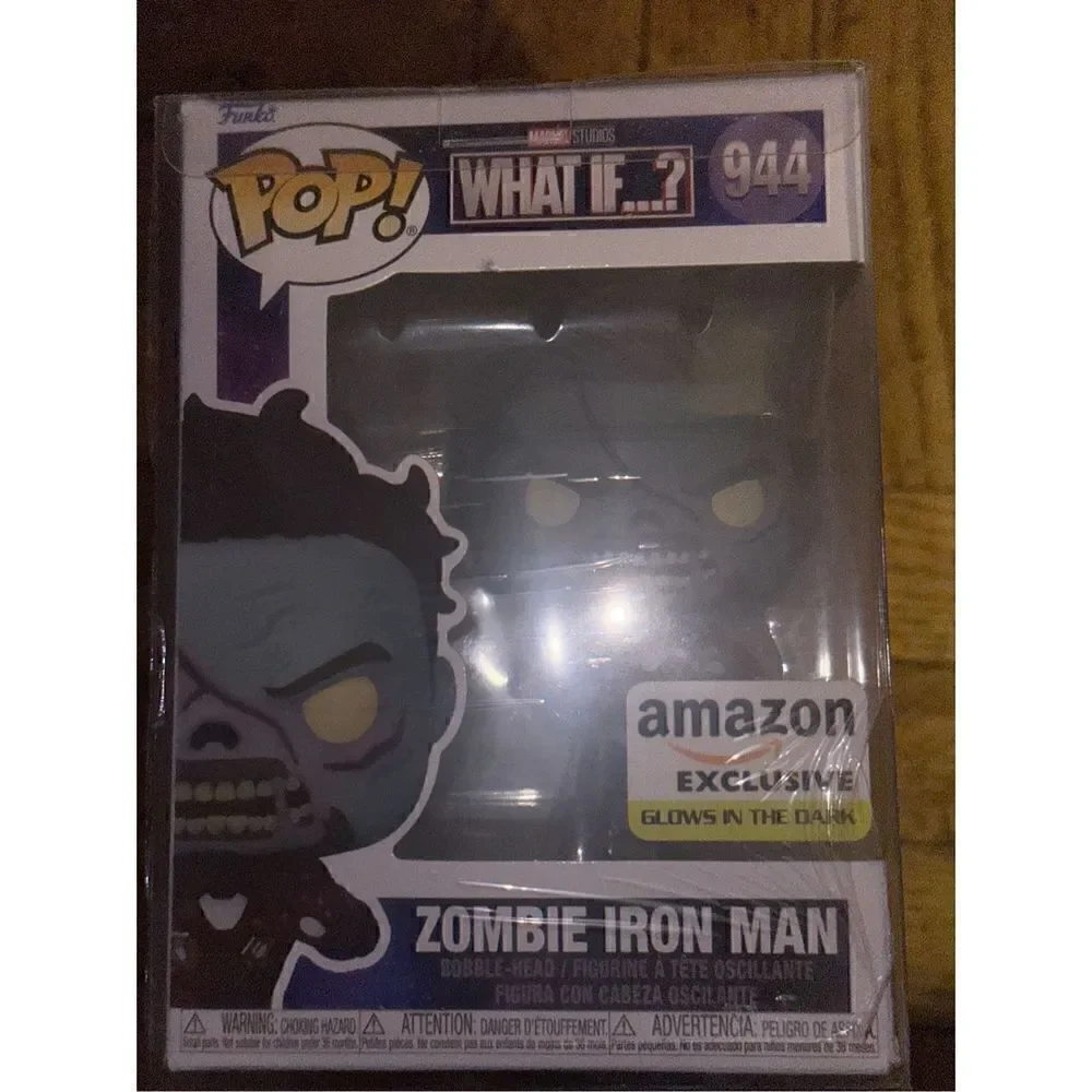 WHAT IF.?
ZOMBIE IRON MAN (GLOWS IN
THE DARK) - Picture 4 of 5